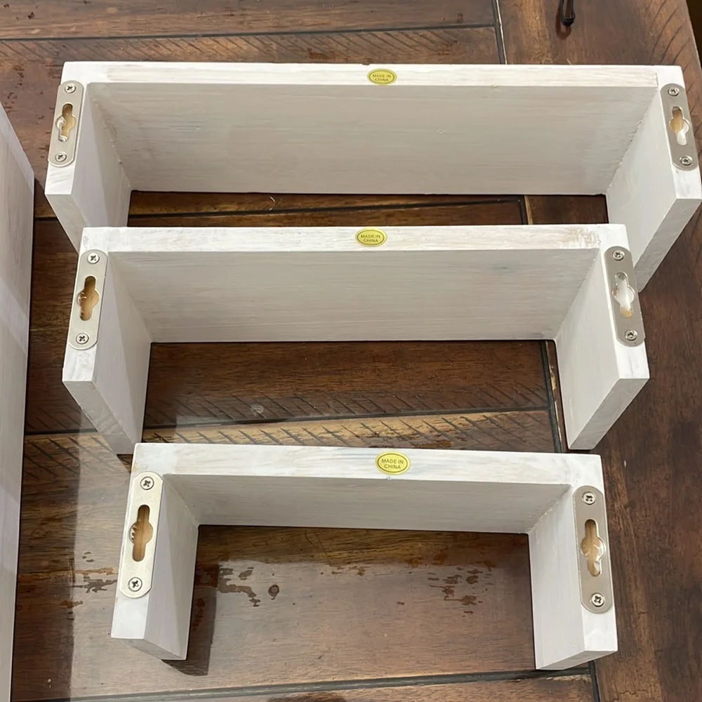 Decorative shelves